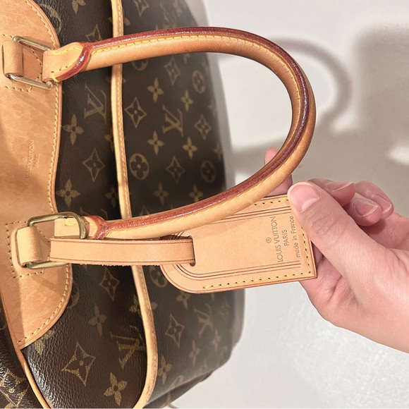 Louis Vuitton Classic Monogram Bag - Picture 5 of 12
